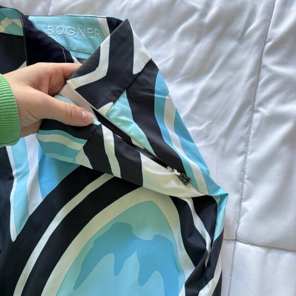 Bogner Tennis Golf Skort Skirt Blue Geometric Stretch Womens Size 12 Outdoor - Picture 6 of 9